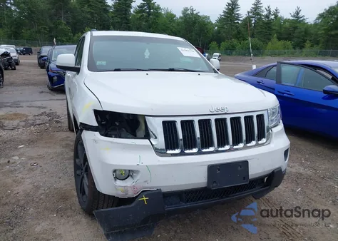 2013 Jeep Grand Cherokee Laredo z USA, uszkodzony, nr VIN 1C4RJFAG1DC599384